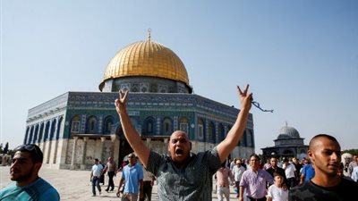 كاتب إسرائيلي: أزمة الأقصى «سياسية»