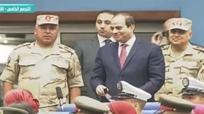 5 مشاهد رئاسية اليوم.. السيسي يكرم المنتخب الوطني.. يفتتح مركز المؤتمرات والمعارض الدولية.. يشهد الندوة التثقيفية للقوات المسلحة.. يستمع لروايات نصر أكتوبر.. ويمنح وسام النجمة الذهبية لبطل شفرة النوبة