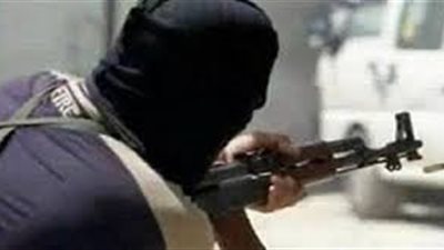 إصابة شخصين في اشتباكات مسلحة بين عائلتين بـ«قنا»