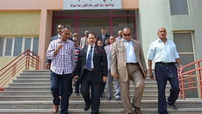 رئيس جامعة بورسعيد يتفقد منشآت كلية التربية الرياضية