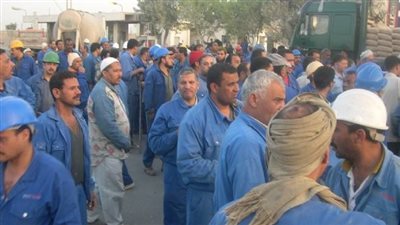 عمال غزل المحلة يواصلون الإضراب للمطالبة بصرف العلاوة الاجتماعية