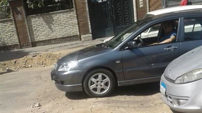 كثافات مرورية على محور أبو بكر الصديق بسبب مد الكابلات