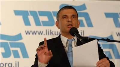 إسرائيل توافق على تشغيل مقاولين فلسطينيين داخل الخط الأخضر