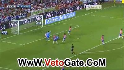 بالفيديو.. بنزيمة يخطف الهدف الأول للريال في مرمى غرناطة