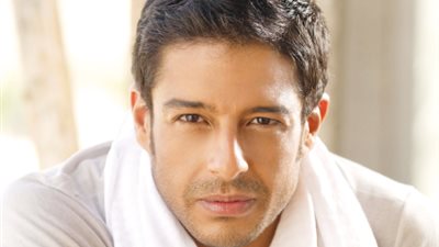 أصالة وحماقى أفضل المطربين فى حفل جوائز «دير جيست»