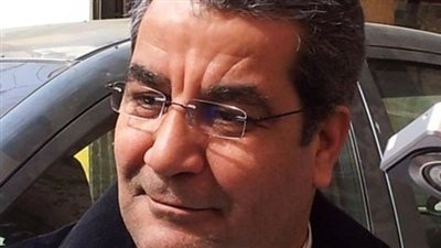 «سينمائيون» يدينون منع رئيس تحكيم «مهرجان الإسماعيلية» من دخول مصر