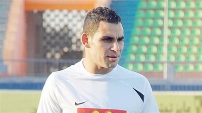 أحمد عيد يفتح النار على الحكام: «لاعبو الأهلي والزمالك لهم قانون خاص»