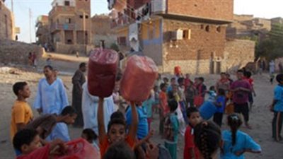 أهالي كفر طهرمس يشتكون من انقطاع المياه لأكثر من 20 ساعة يوميا