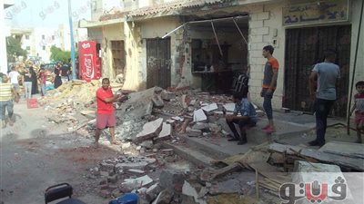 بالفيديو.. إزالة العقارات المخالفة خلال حملة أمنية بمساكن زينهم