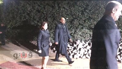 بالفيديو والصور.. إلهام شاهين ومي كساب يشاركان في عزاء والدة إدوارد