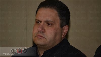 بالصور.. زينة وهاني رمزي في عزاء والدة إدوارد