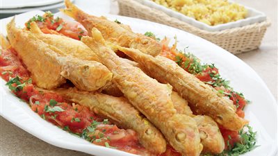 «الأسماك» الطبق الرئيسي لليوم الثاني عشر من رمضان