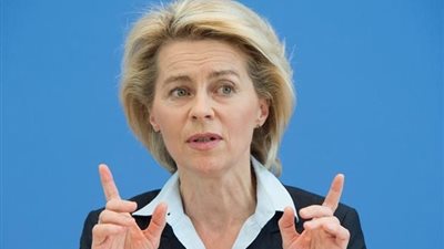 وزيرة دفاع ألمانيا تنتقد التدخل التركي في معركة تحرير الموصل