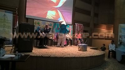 بالصور.. طلاب الأهرام الكندية يقدمون عرضا مسرحيا في 57357