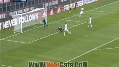 بالفيديو.. كارلوس باكا يتقدم بالهدف الأول لميلان في تورينو