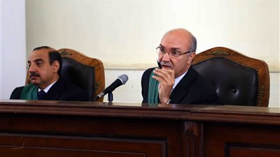 بالفيديو والصور .. النيابة تتلو أمر الإحالة في حق متهمي «اللجان النوعية»