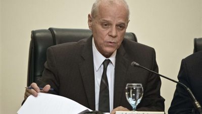 ننشر السيرة الذاتية لرئيس المحكمة الدستورية العليا.. العاصى تخرج عام 1965 وبدأ مشواره معاونا للنيابة.. عين رئيسا لمحكمة النقض في 1992.. وعضوا في المحكمة الدستورية 1998