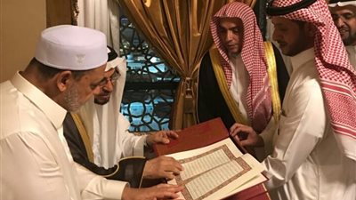 شيخ الأزهر يستقبل الأمين العام لمجمع الملك فهد لطباعة المصحف