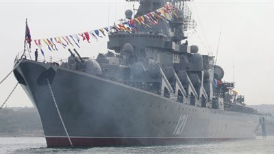 البحث عن 6 سفن في المتوسط تحمل أسلحة موجهة لداعش