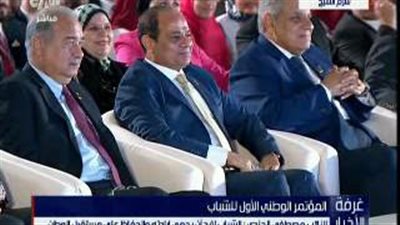 بالفيديو.. الجندى لـ«السيسي»: «أمى دعت لك في العمرة.. متقلقش ياريس»