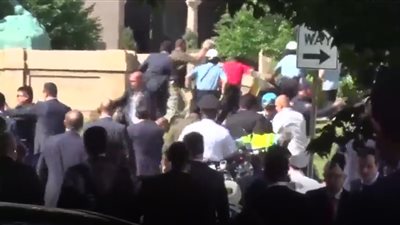 فيديو جديد يوضح إشراف «أردوغان» على ضرب معارضيه في واشنطن