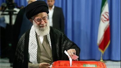 «خامنئي» يدلي بصوته في الانتخابات الرئاسية الإيرانية