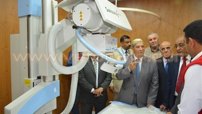 محافظ الإسماعيلية يعقد جلسة المجلس التنفيذي بالمستشفى العام