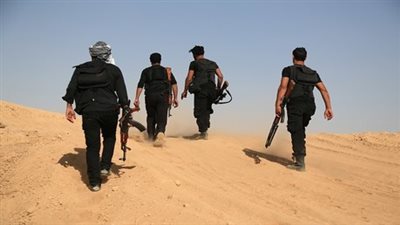 نشطاء سوريون: فرار جماعي للعائلات من الرقة