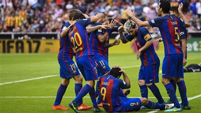 غرامة مالية على فالنسيا بسبب شغب الجماهير بلقاء برشلونة