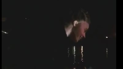 بالفيديو.. رد فعل ممثلة تركية مشهورة لحظة عرض حبيبها زواجها