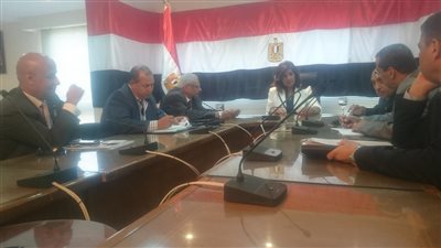 وزيرة الهجرة تدعو اتحادات المصريين بالخارج لإطلاق مبادرة «لم الشمل»