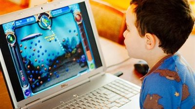 دراسة: ألعاب الكمبيوتر تحسن شهية طفلك