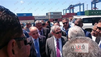 بالصور.. افتتاح مبنى لمجمعات الإعفاءات والإفراج بعد تجديده ببورسعيد