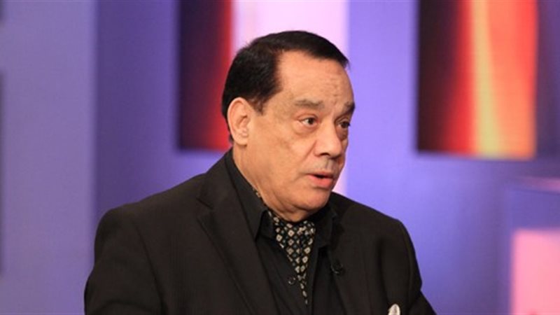 حلمي بكر 