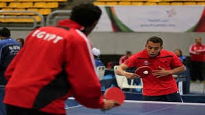 بعثة منتخب تنس الطاولة تصل مطار القاهرة قادمة من الجزائر