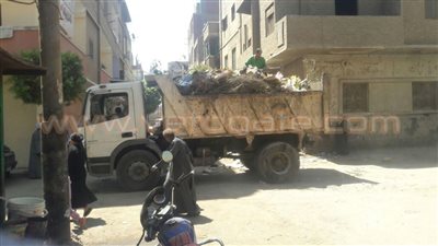 رفع 106 أطنان قمامة بمركزي ديرمواس وملوي في المنيا