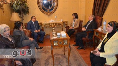 بالصور.. انطلاق مؤتمر المرأة «قد التحدي»