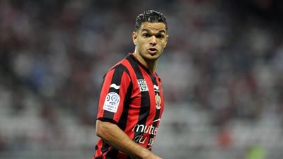 «روما» يفاوض حاتم بن عرفة تحسبًا لرحيل محمد صلاح