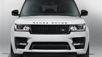 «لاند روفر» تنظم دعاية إعلامية لترويج سيارتها الجديدة