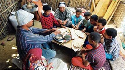 الزيادة السكانية «أزمة كل رئيس».. «الأعلى لتنظيم الأسرة» طريق عبد الناصر للسيطرة على معدلات الإنجاب.. السادات يفشل في تأسيس مدينة لاحتوائهم.. والسيسي: متظلموش أولادكم