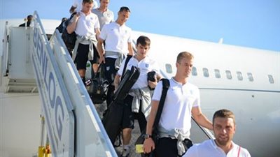بالصور.. منتخب إنجلترا يصل البرازيل للمشاركة في المونديال