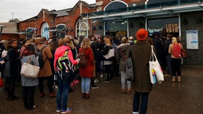رعب في مترو أنفاق لندن بعد إصابة رجل في حادث طعن