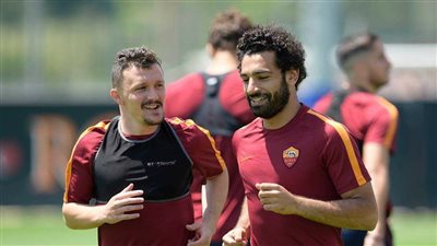 بالصور.. صلاح يختتم تدريباته مع روما استعدادا لكييفو بالدوري