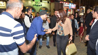 بالصور.. أبطال «عمود فقري» يحتفلون بالعرض الخاص للفيلم