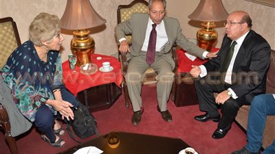 بالصور.. سياسيون وفنانون في الأمسية الشعرية لـ«تيمور» بدار الأوبرا