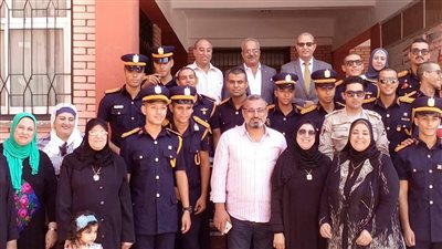 تعليم بورسعيد تكرم والدة الشهيد عمرو السقا في احتفالية نصر أكتوبر