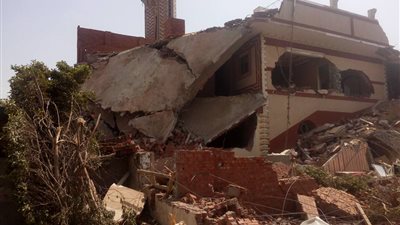 بالصور.. رئيس جامعة بنها يكلف بعلاج أول ضحايا «إزالات القليوبية»