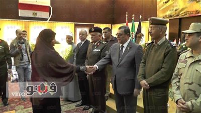 بالصور.. تكريم أسر الشهداء وضحايا الحرب بالفيوم