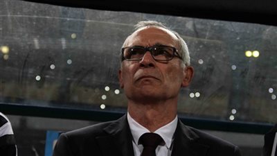 كوبر: سعدت كثيرا عندما شاهدت حشود الجماهير ببرج العرب