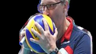 الإيطالي «فلافيو» مدرب منتخب الطائرة: استعدادات قوية للأولمبياد.. ولن نقبل بالمركز الأخير